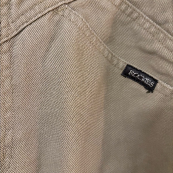 ⛰️Vintage Rockies Jeans⛰️ - Picture 2 of 6